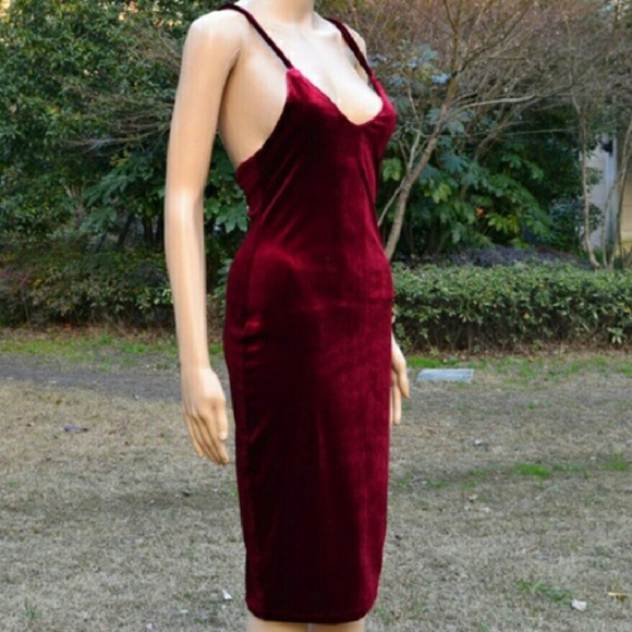 New wine red velvet dress - Picture 3 of 8